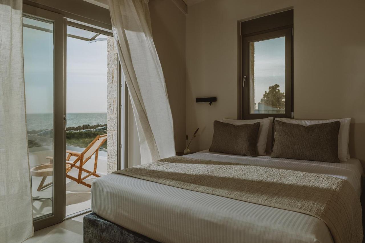 Nama Seaside Paralia Kanaliou